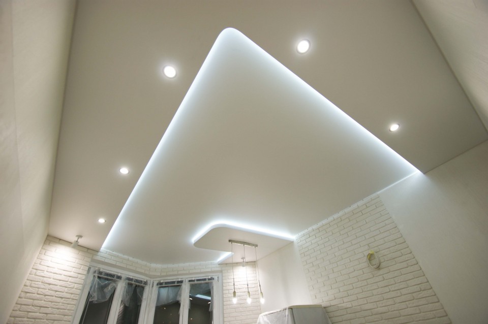 Заказать парящие натяжные потолки в г. Киселёвск